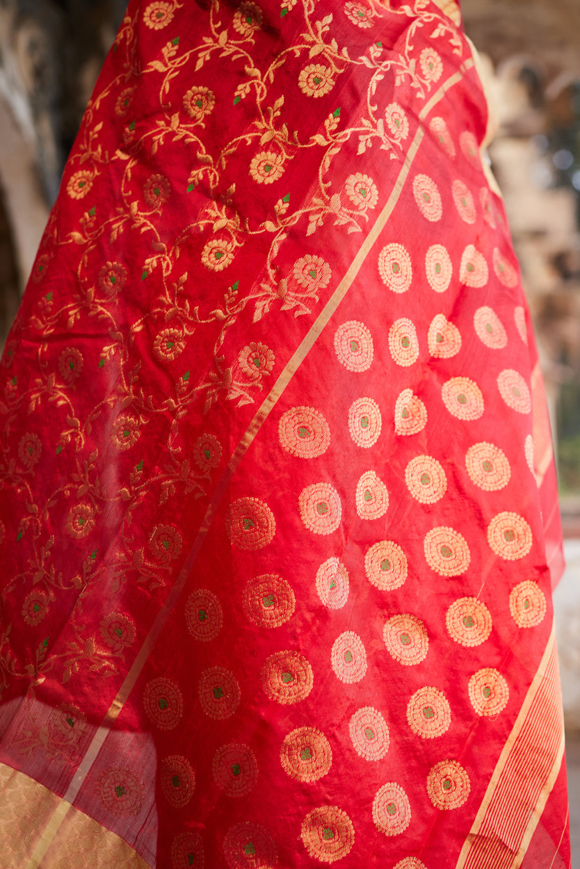 Rakt Pushp Pure Silk Chanderi Saree