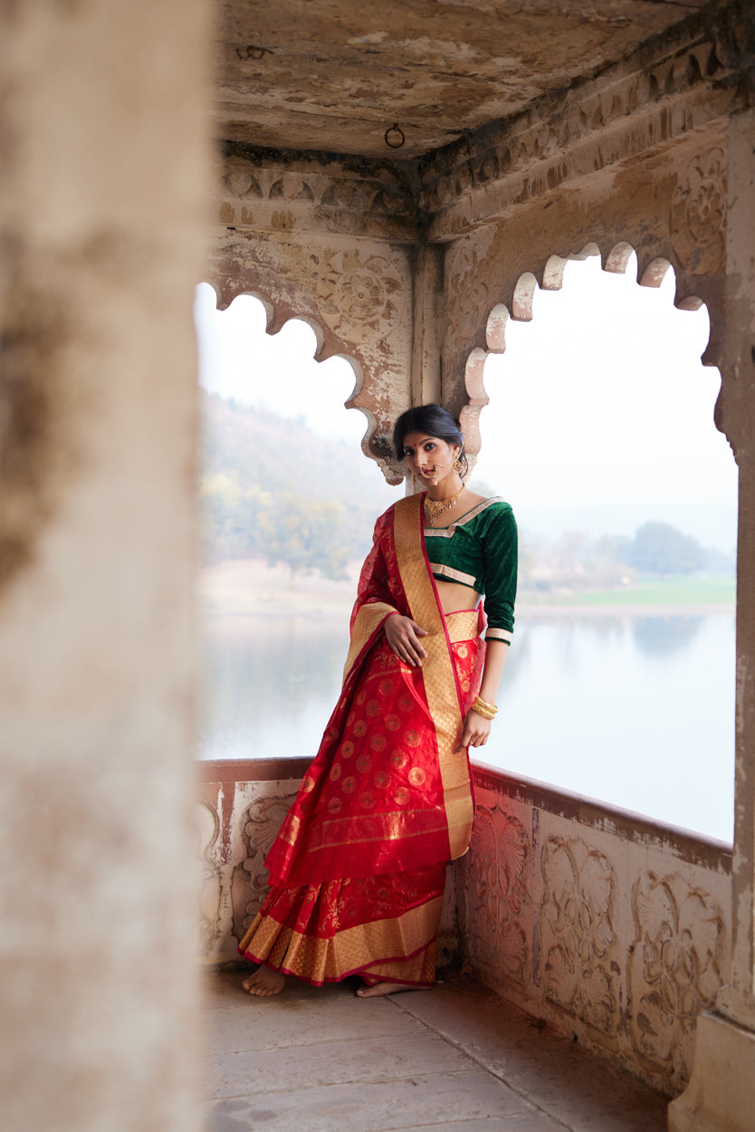 Rakt Pushp Pure Silk Chanderi Saree