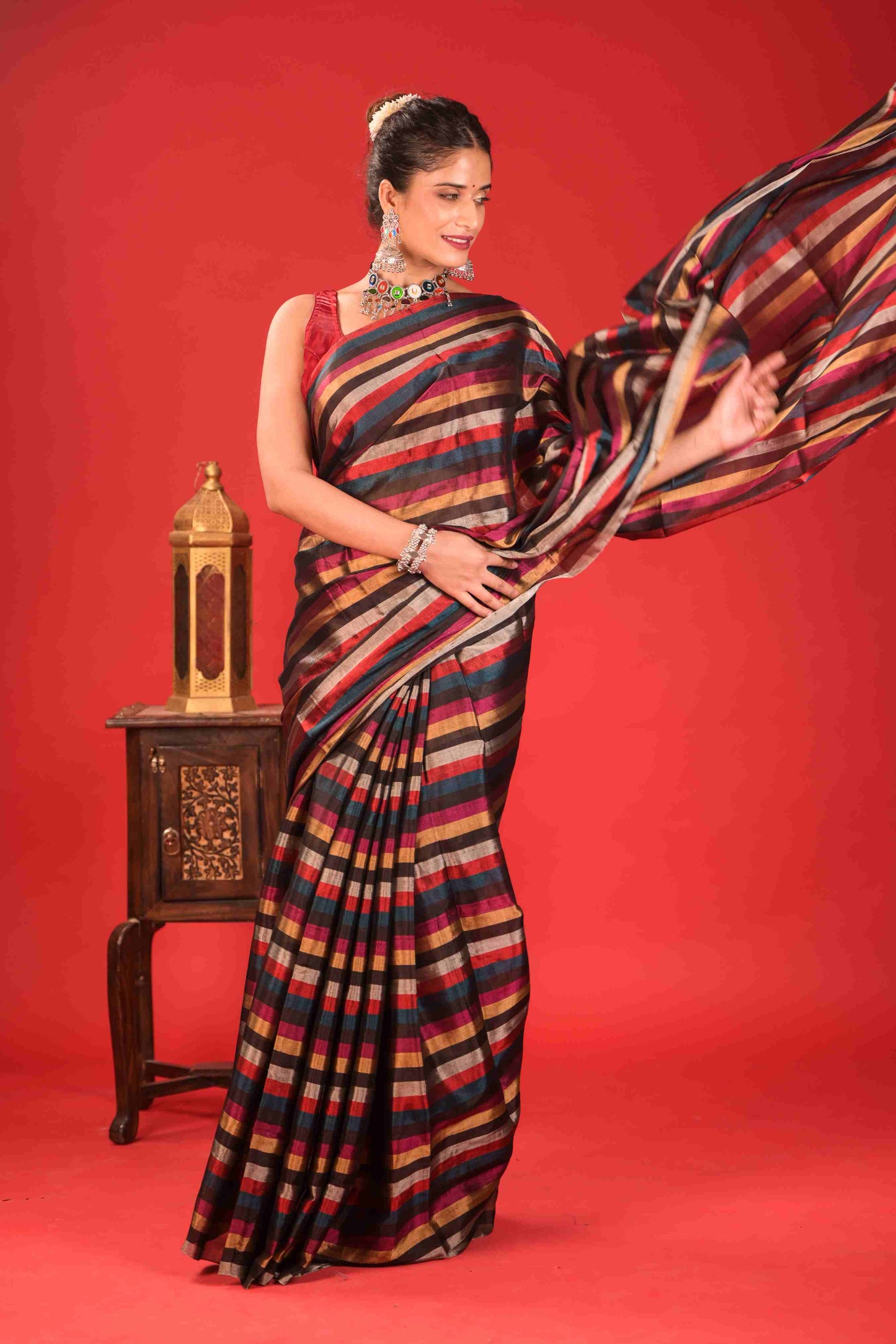 The Leheriya Chanderi Tissue Saree Black&Silver