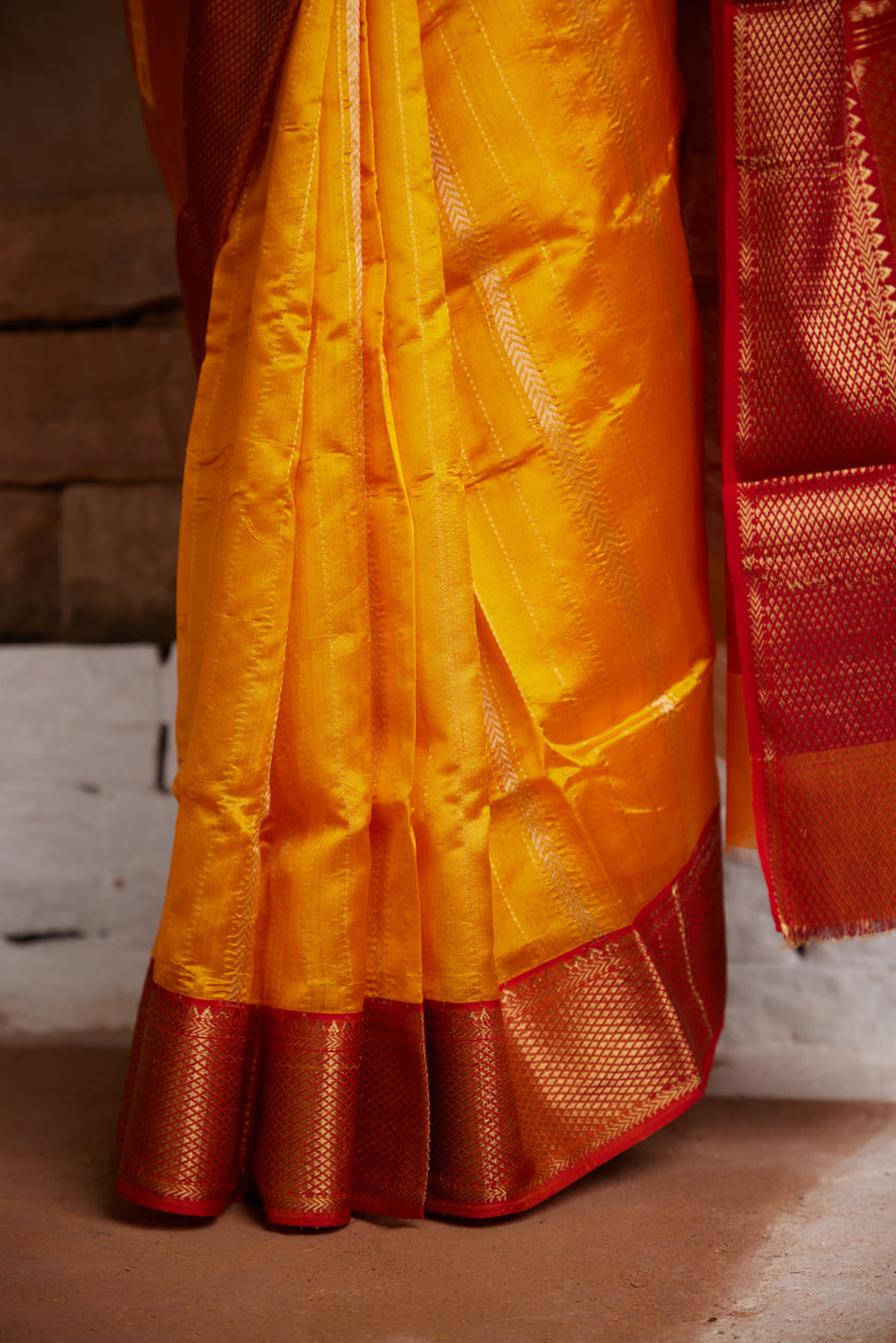 Zarrin Nazakat Striped Pure Silk Chanderi Saree
