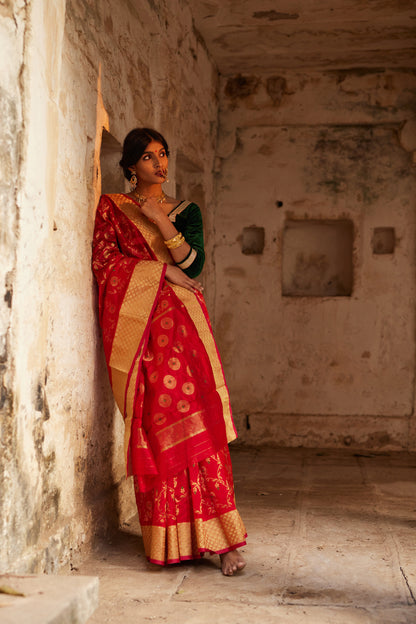 Rakt Pushp Pure Silk Chanderi Saree