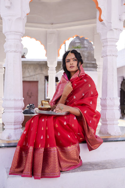 Surkh Dua Pattu Silk Chanderi Saree