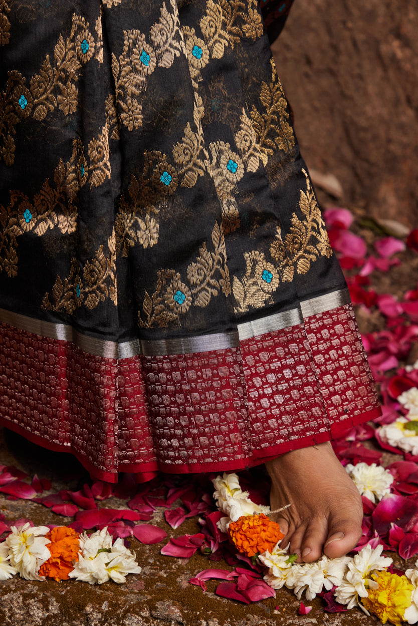 Siyah Noor Meenakari Jaal Pure Silk Chanderi Saree